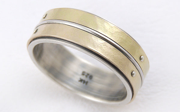 Two-tone Men's Gold Ring made of 14K Gold and oxidized Silver