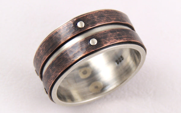 Discover this Copper Men's Rustic Ring for your rustic look