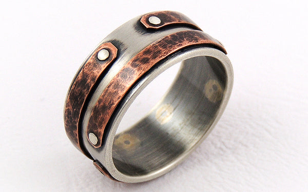 Unique engagement rings for men