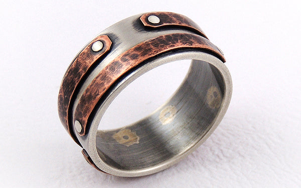 Unique engagement rings for men