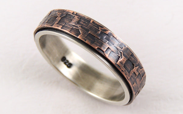 Discover this Handmade Rustic Engagement Ring for Men made of Silver and Textured Copper 