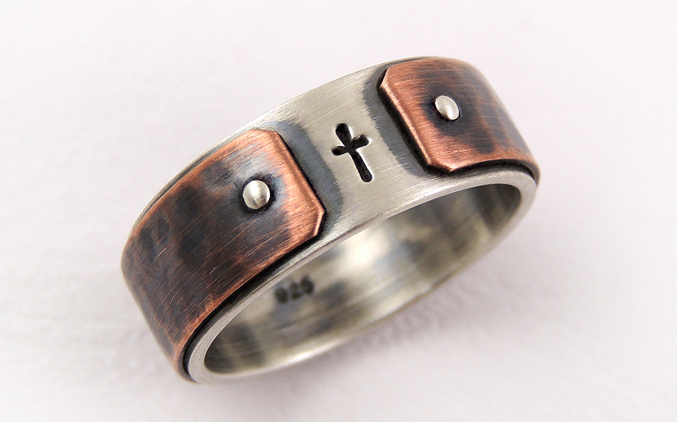 Unique_cross_ring_for_men.jpg?
