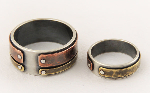 Unique engagement rings set