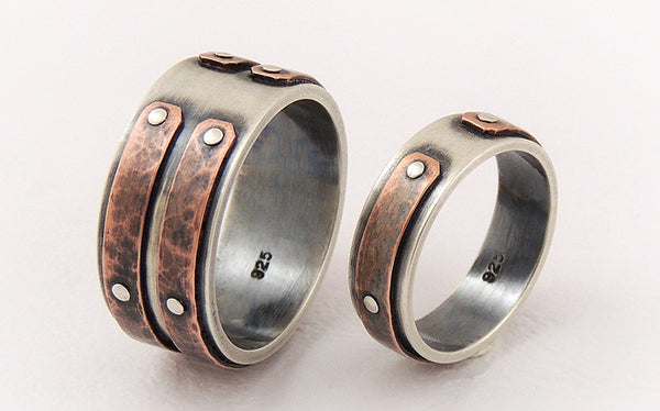 Unique wedding band set