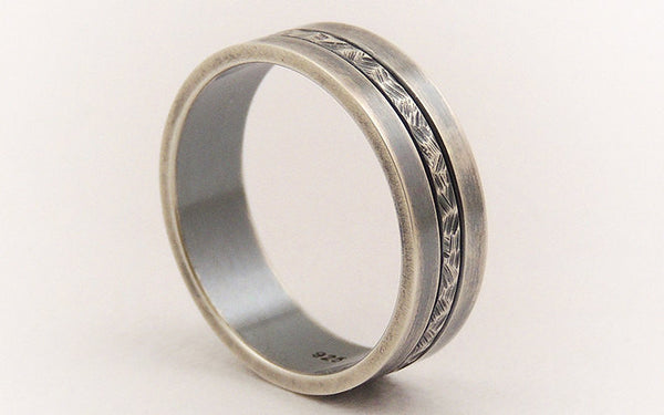Men's wedding band ring